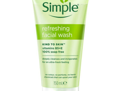 Sữa Rửa Mặt Simple Giúp Da Sạch Thoáng 150ml